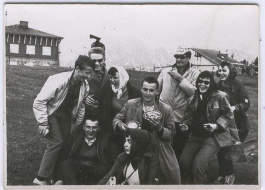 Wycieczka w Zakopanem, maj 1965 r. Od lewej: A. Magdziarz, B. Pawliszyn, M. Bukowski. W. Zejer, I. Tomaszun, A. Wilk , A. Krzywicki, A. Sperska, A. Wojszwiło.