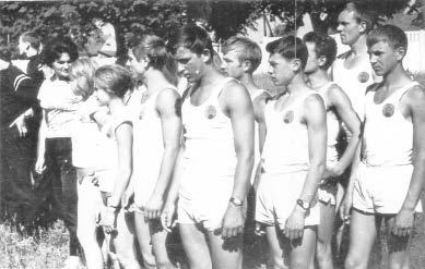 Ze sportowcami (Spartakiada Szkół Rolniczych), lata 60-te