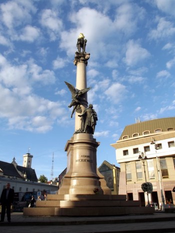 Pomnik Mickiewicza we Lwowie