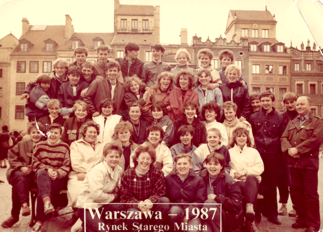 Moja klasa IV Liceum Ekonomicznego (matura 1988) i III Technikum Rolniczo-Łąkarskiego (matura 1990) z wychowawczynią panią Alą Kosiedowską